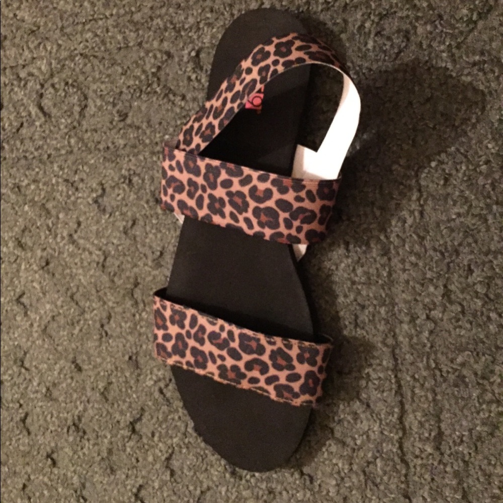 Leopard print sandal